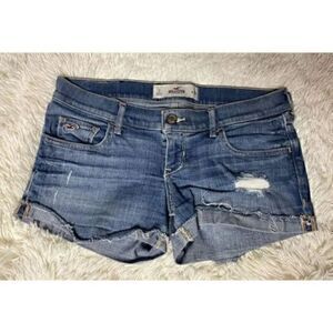 EUC Hollister Distressed Jean Booty Shorts size 3 Waist 26